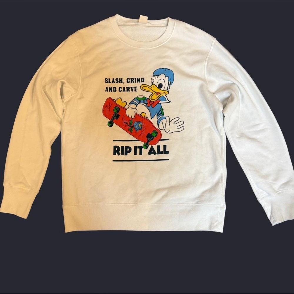 Disney Donald Duck Uniqlo Sweatshirt Crewneck White Skate Rose men’s Size Large